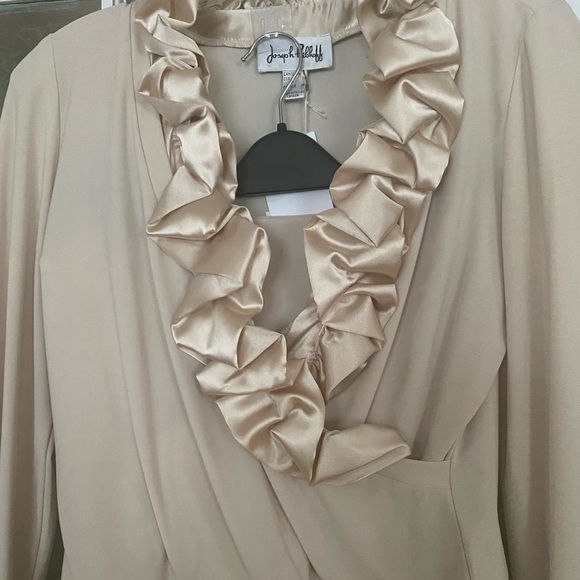 2 piece pant and top - Picture 3 of 5